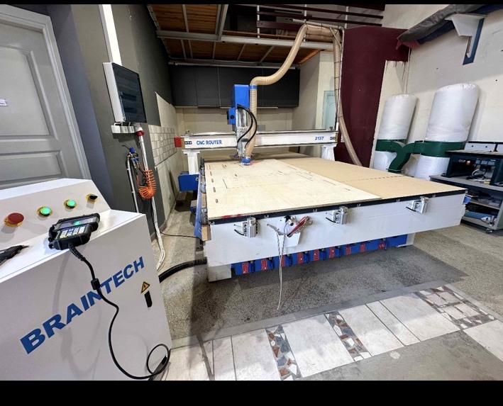 3.42 CNC router in the workshop